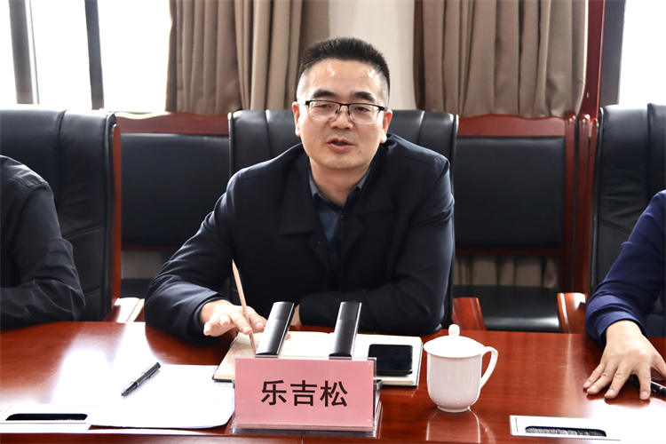 1697419125499714.jpg af099b0e4601b1f6d5024c005c6ad44.jpg